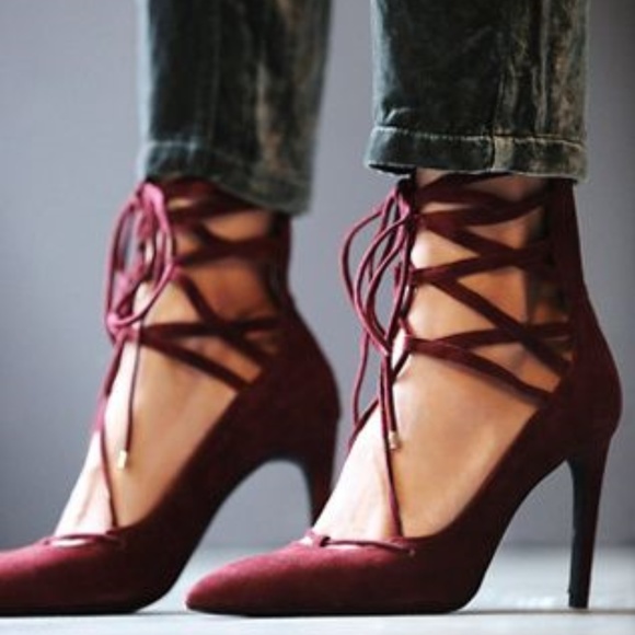Jeffrey Campbell Shoes - Jeffery Campbell / Free People Lace up pumps